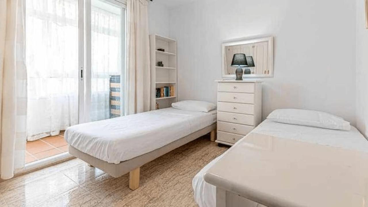 797 Holiday Rentals - Piso para 4 con amplia terraza al jardin y al mar Benalmádena Exterior foto
